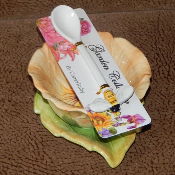 Corner Ruby Garden Collection Gold Sand Flower Teacup Leaf Saucer & Spoon New - Picture 5 of 12